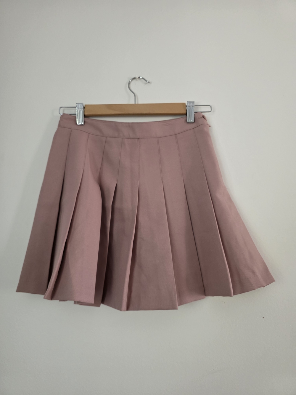 Skirt Subcategory Identification